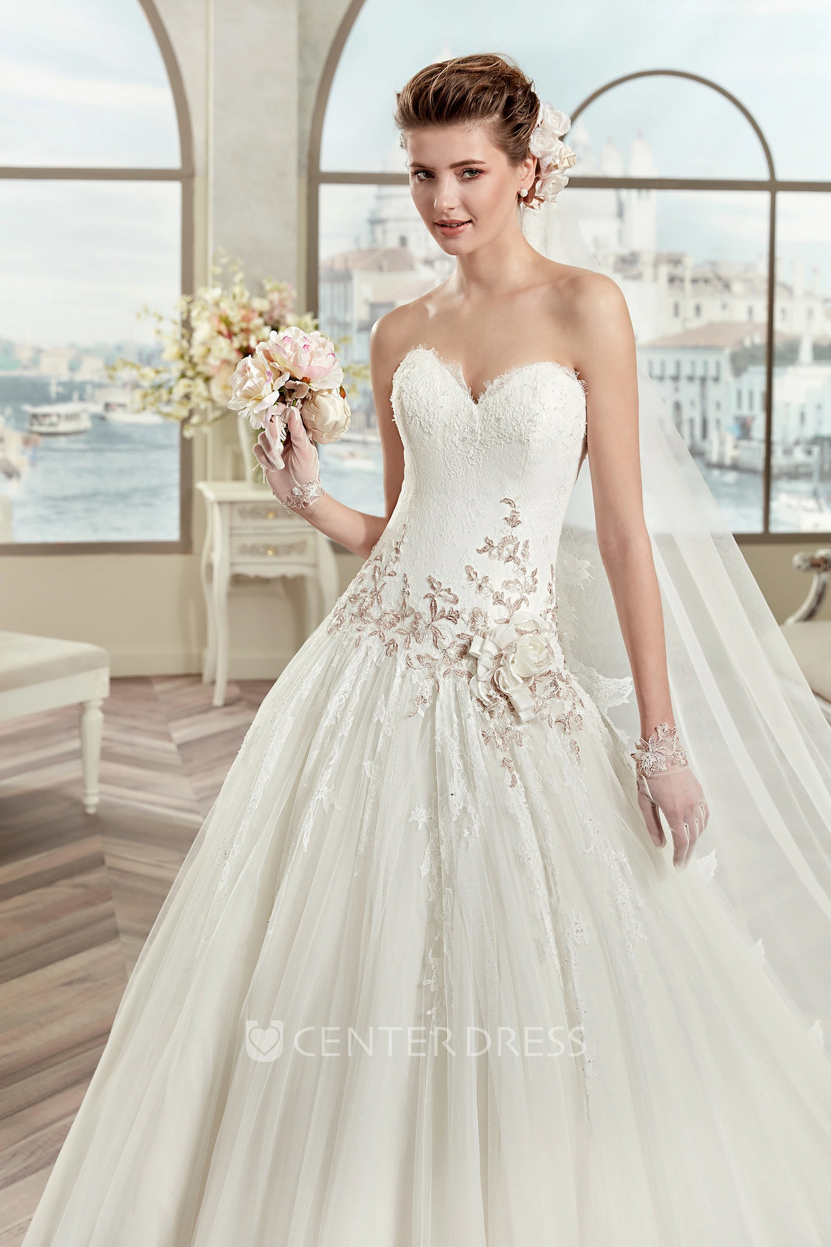 Sweetheart A-Line Bridal Gown With Floral Appliques And Zipper Back
