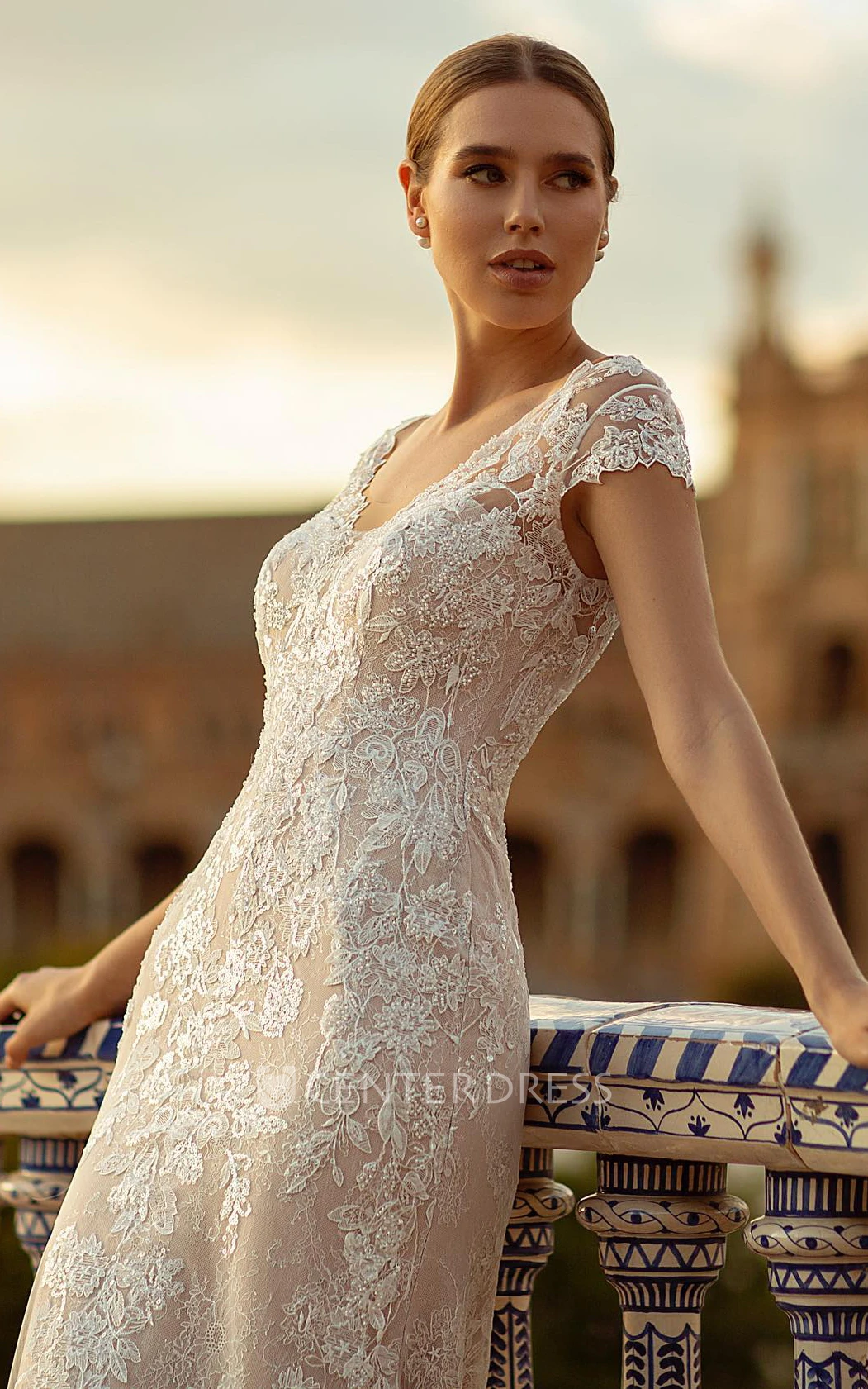 Trumpet Lace V-neck Short Sleeve Floor-length Warm Wedding Dress With Button Back