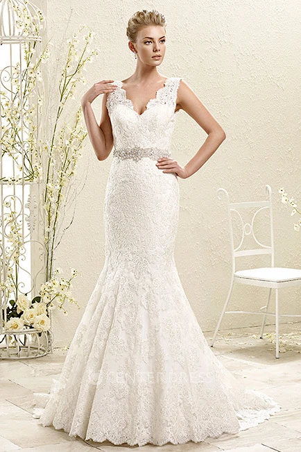Trumpet Appliqued Long Sleeveless V-Neck Lace Wedding Dress With Waist Jewellery