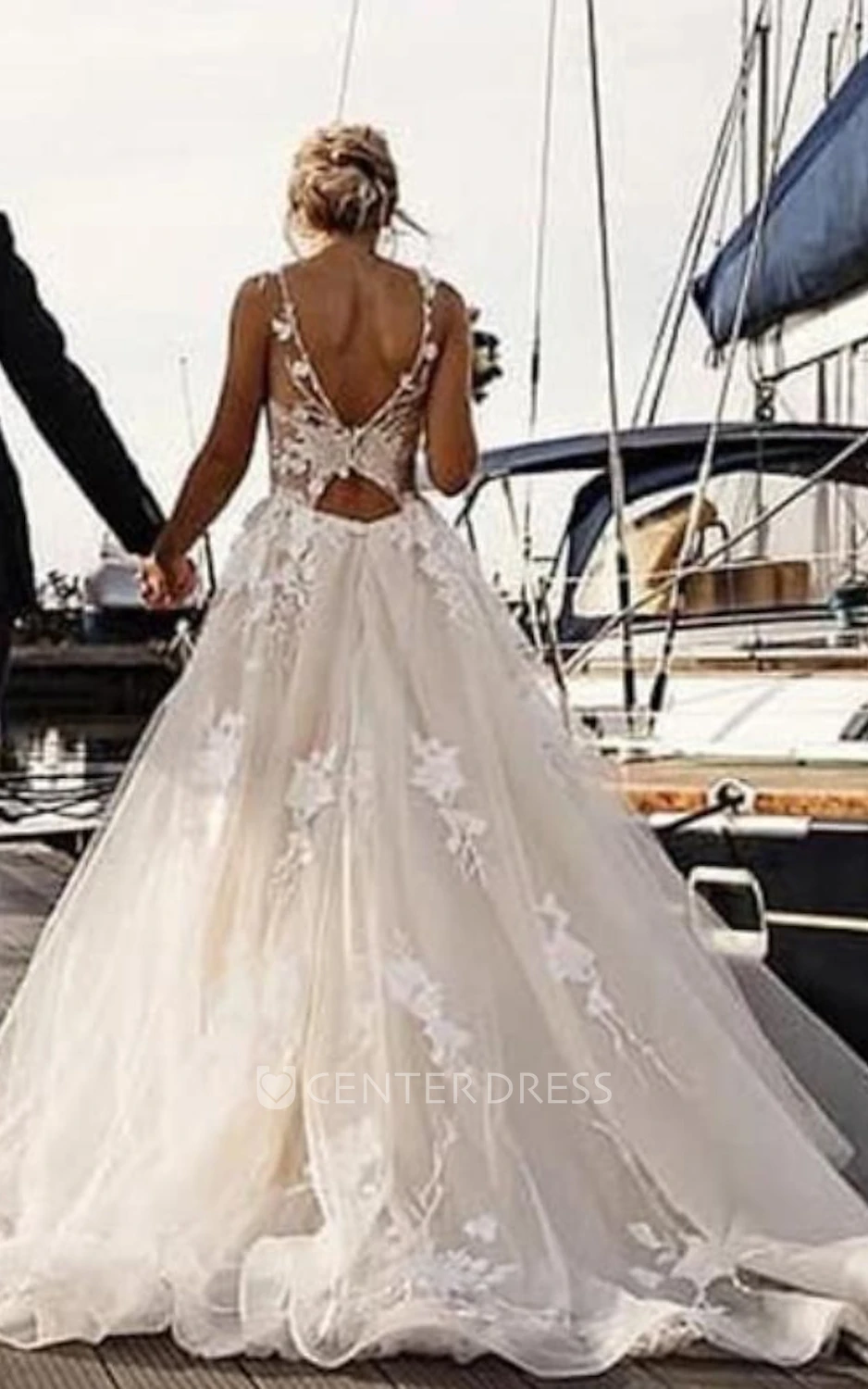 Casual Beach Organza A-Line Wedding Dress with Appliques and Open Back Chic