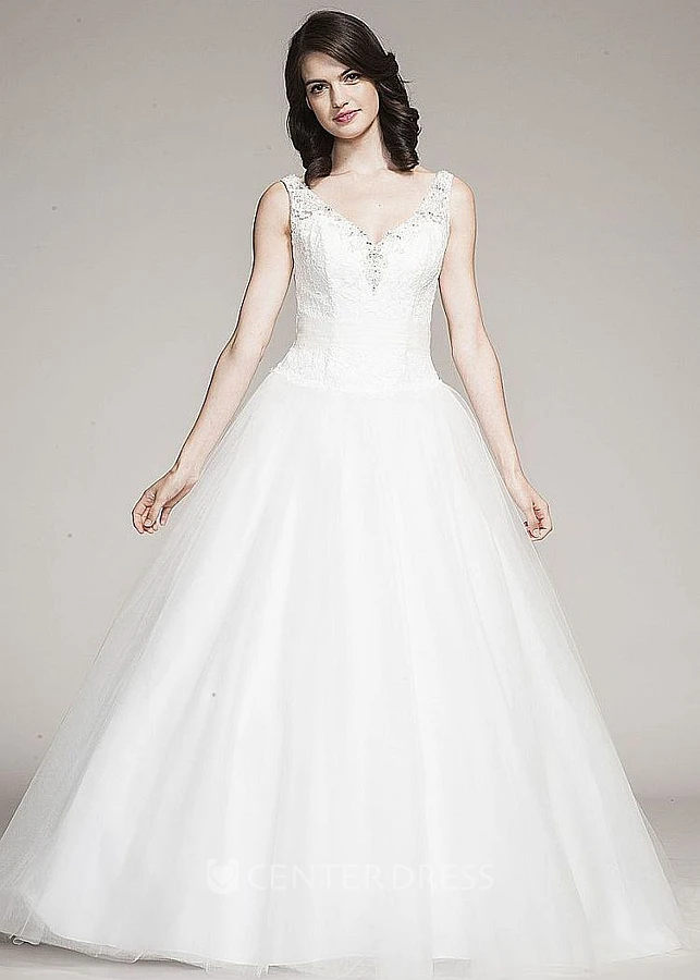 Ball Gown Sleeveless V-Neck Floor-Length Beaded Tulle&Lace Wedding Dress With Appliques