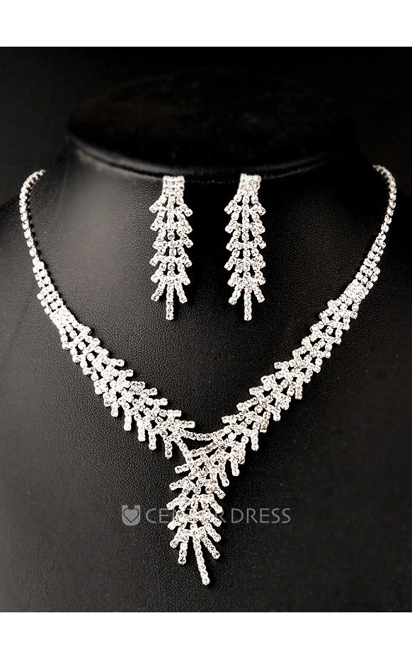 Classic Feather Shape Rhinestone Necklace and Earrings Jewelry Set