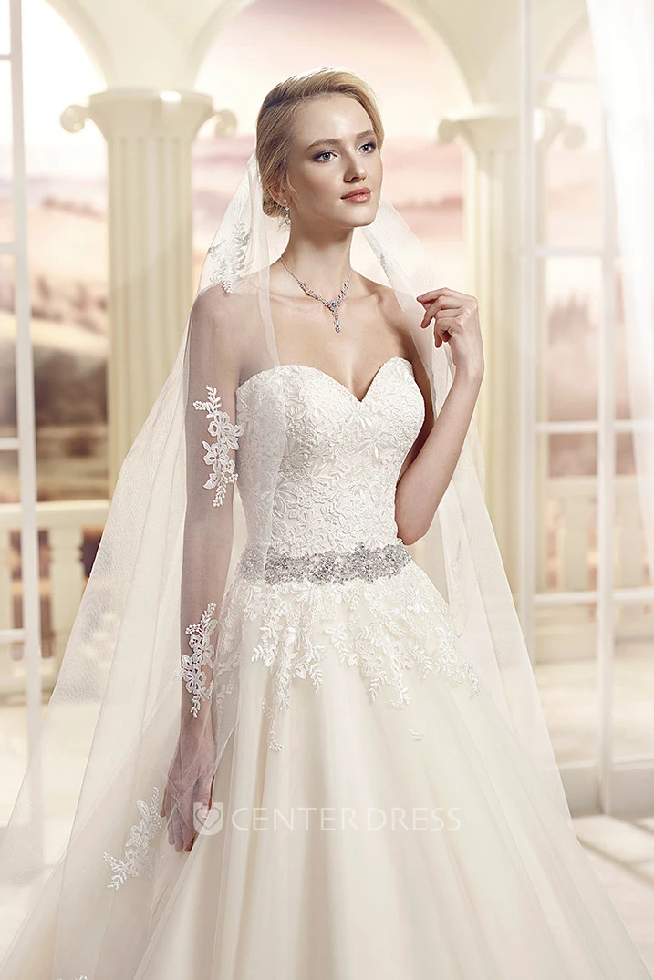 Ball Gown Sweetheart Floor-Length Jeweled Tulle&Lace Wedding Dress With Appliques And Court Train