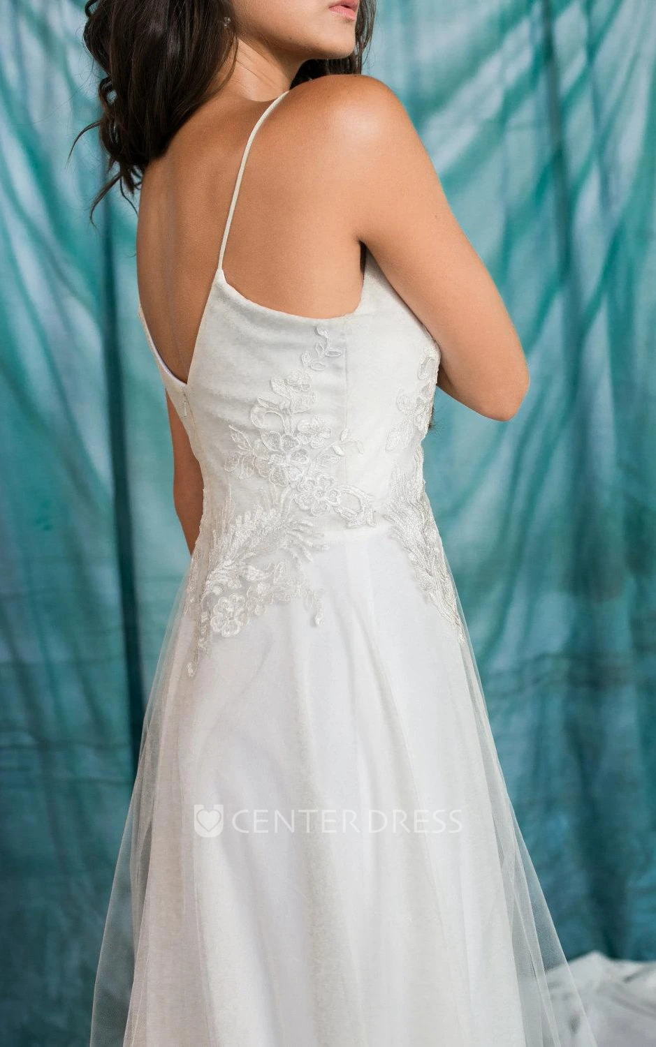 A-Line Spaghetti Strapped Tulle Lace Weddig Dress