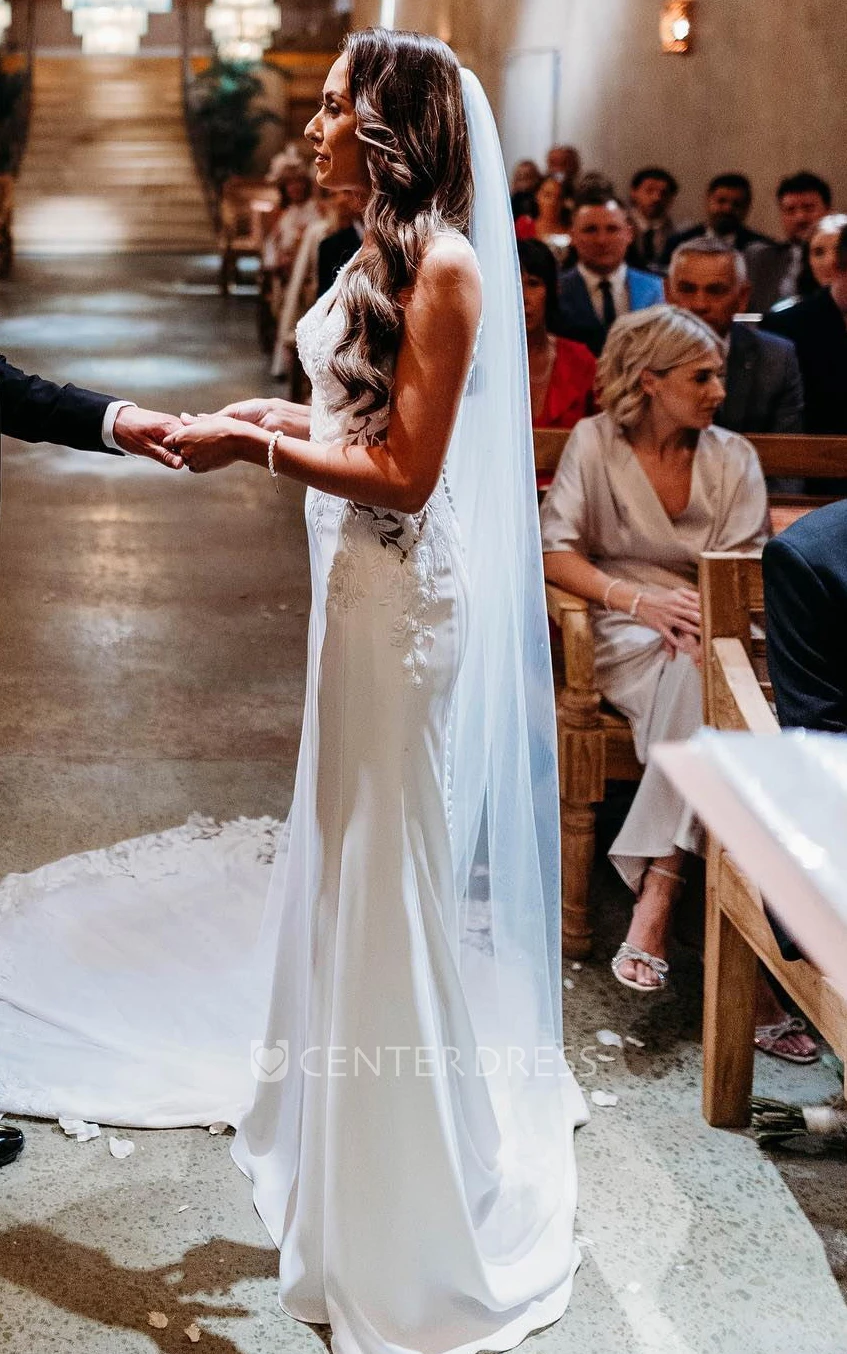 Sleeveless Mermaid V-neck Simple Lace Elegant Bride Dress Women Floor-length with Long Train