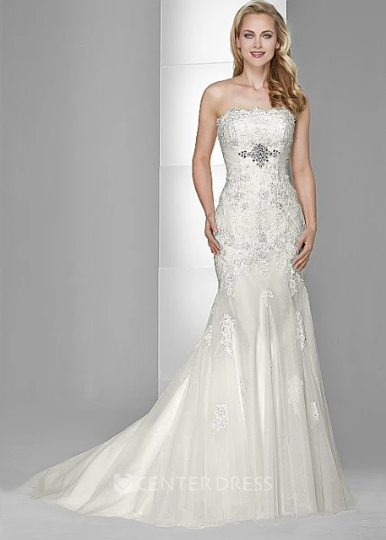 Trumpet Long Appliqued Strapless Sleeveless Lace&Tulle Wedding Dress With Beading
