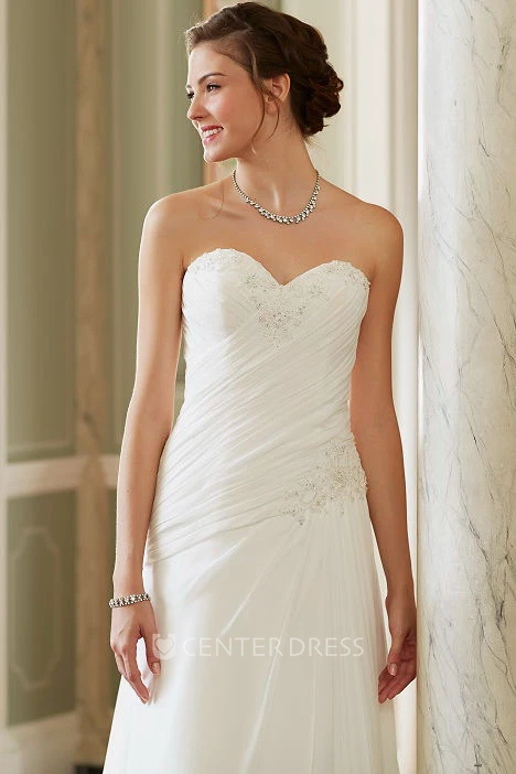 Long Sweetheart Ruched Chiffon Wedding Dress With Court Train And Corset Back