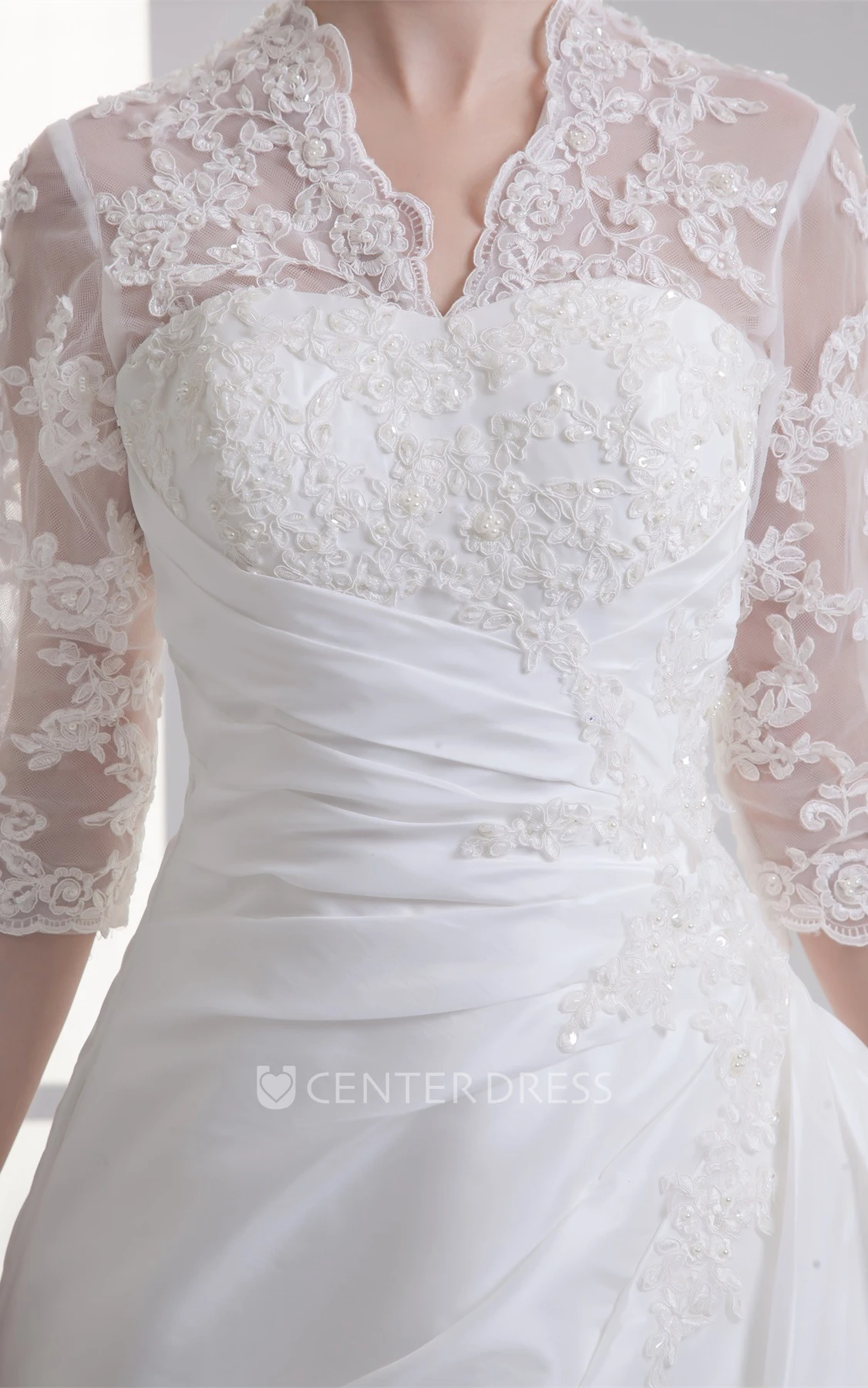 Scalloped-Neck Lace A-line 3 4 Sleeves Wedding Gown with Appliques