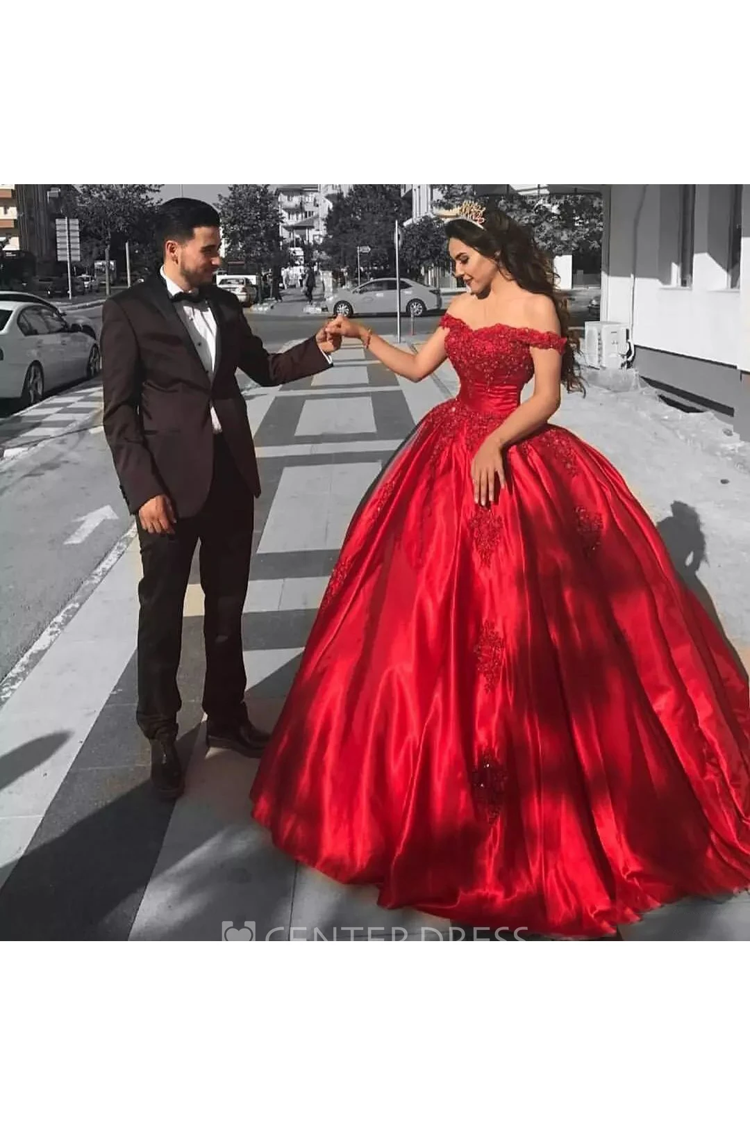 Cap Short Sleeve Off-the-shoulder Ball Gown Tulle Zipper Dress