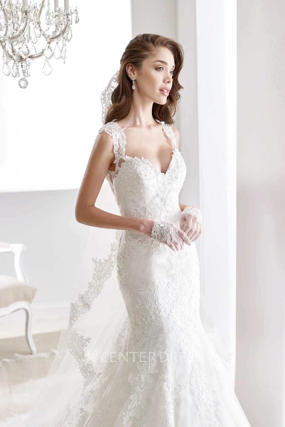 Sweetheart Cap Sleeve Sheath Lace Gown With Appliques Straps And Keyhole Back