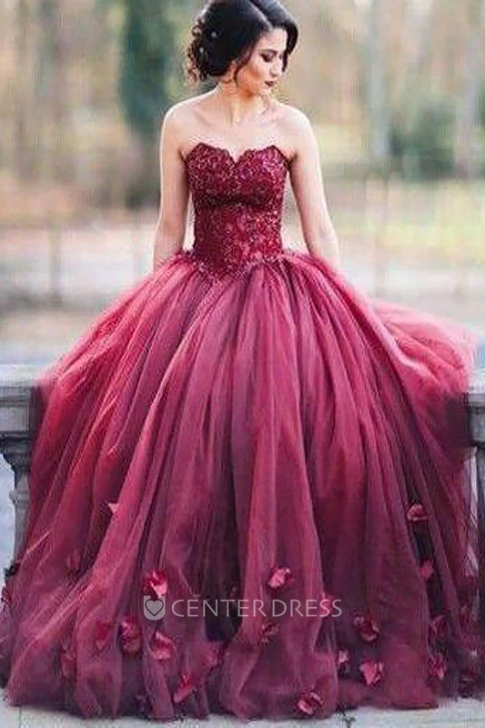 Sleeveless Floor-length Ball Gown Sweetheart Lace Tulle Dress