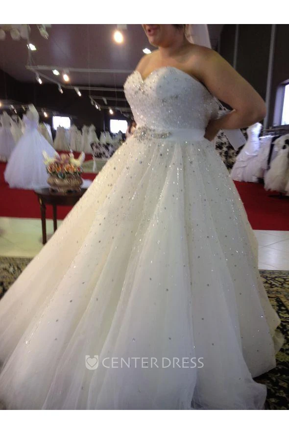 A Line Sweetheart Tulle Zipper Wedding Gown