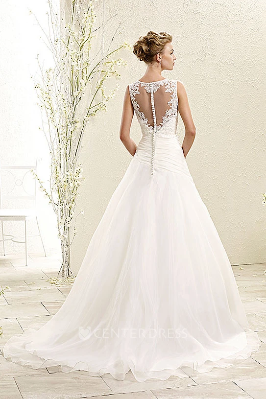 A-Line Scoop-Neck Floor-Length Sleeveless Appliqued Wedding Dress With Side Draping