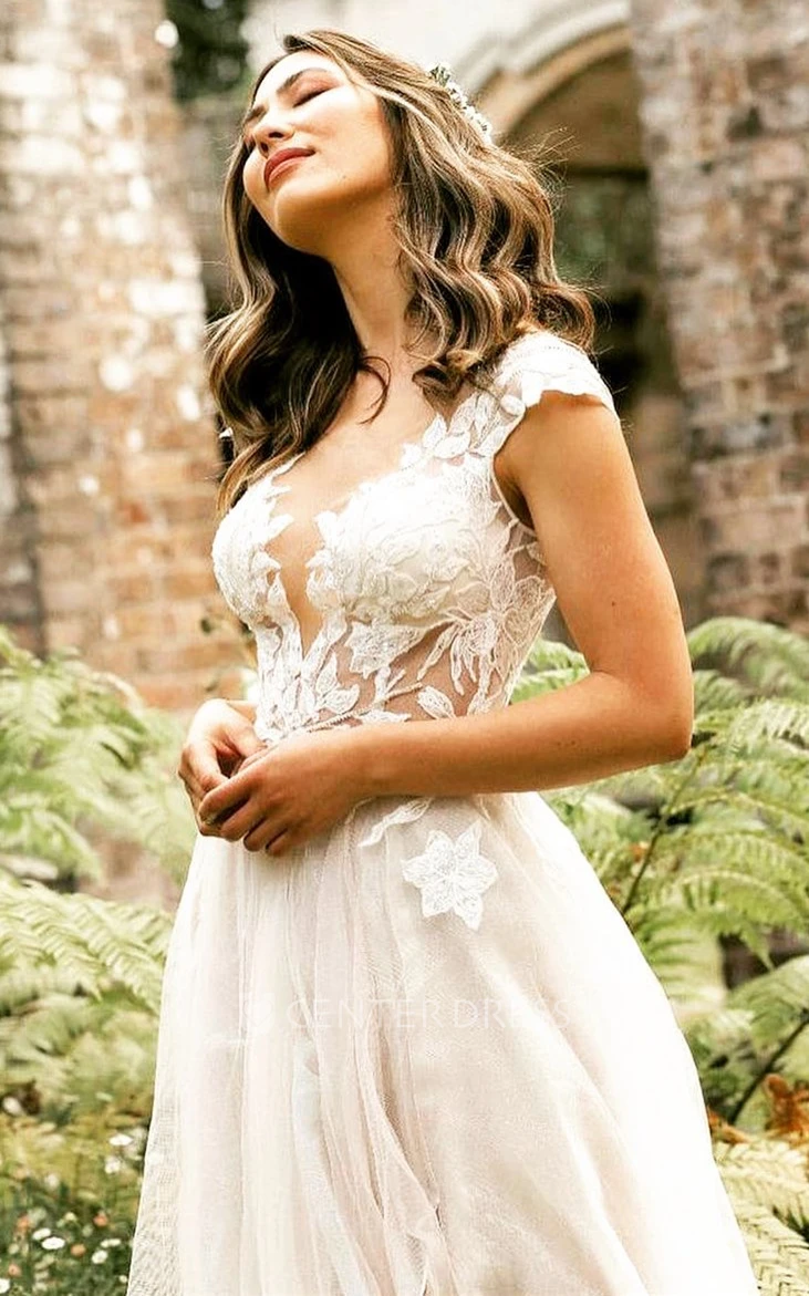 Romantic A Line Tulle Scalloped Neck Wedding Dress with Appliques
