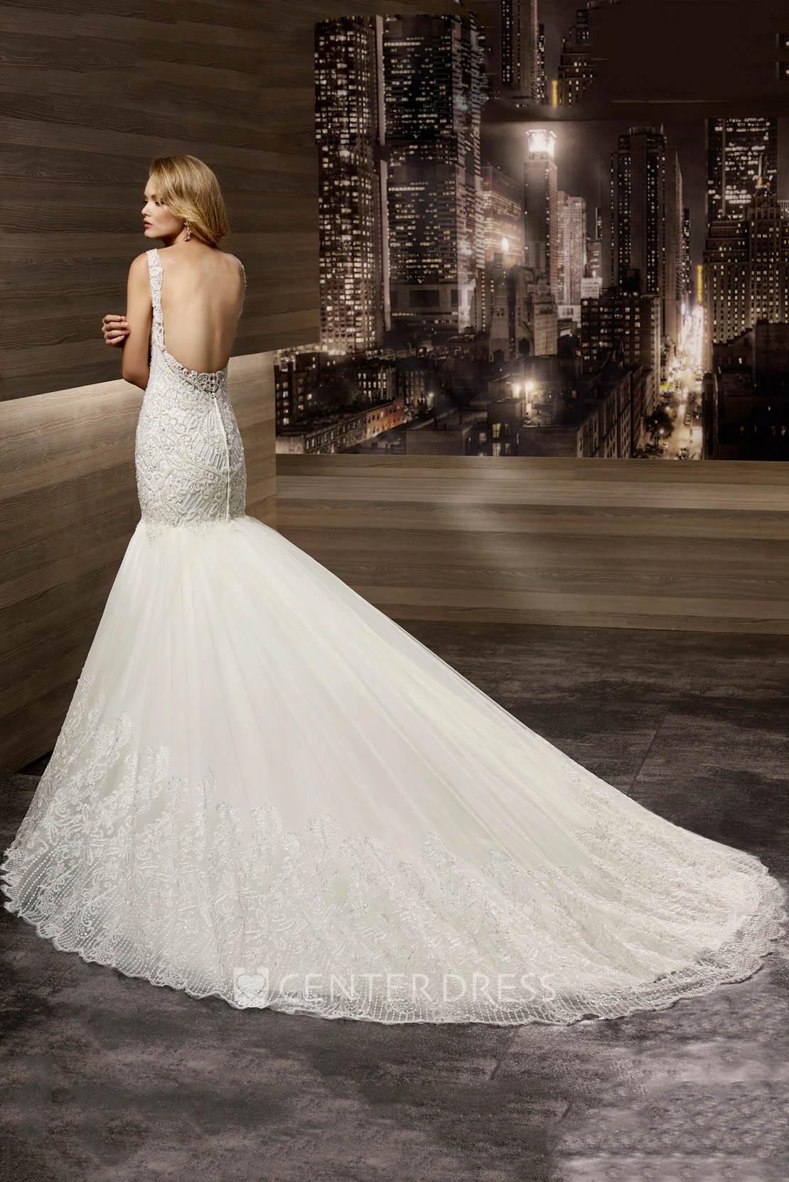 Sweetheart Court-train Mermaid Wedding Gown with Lace Straps and Open Back