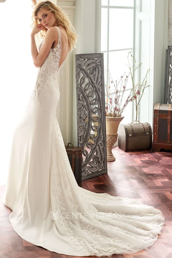 V-Neck Maxi Appliqued Chiffon Winter Wedding Dress With Sweep Train And V Back