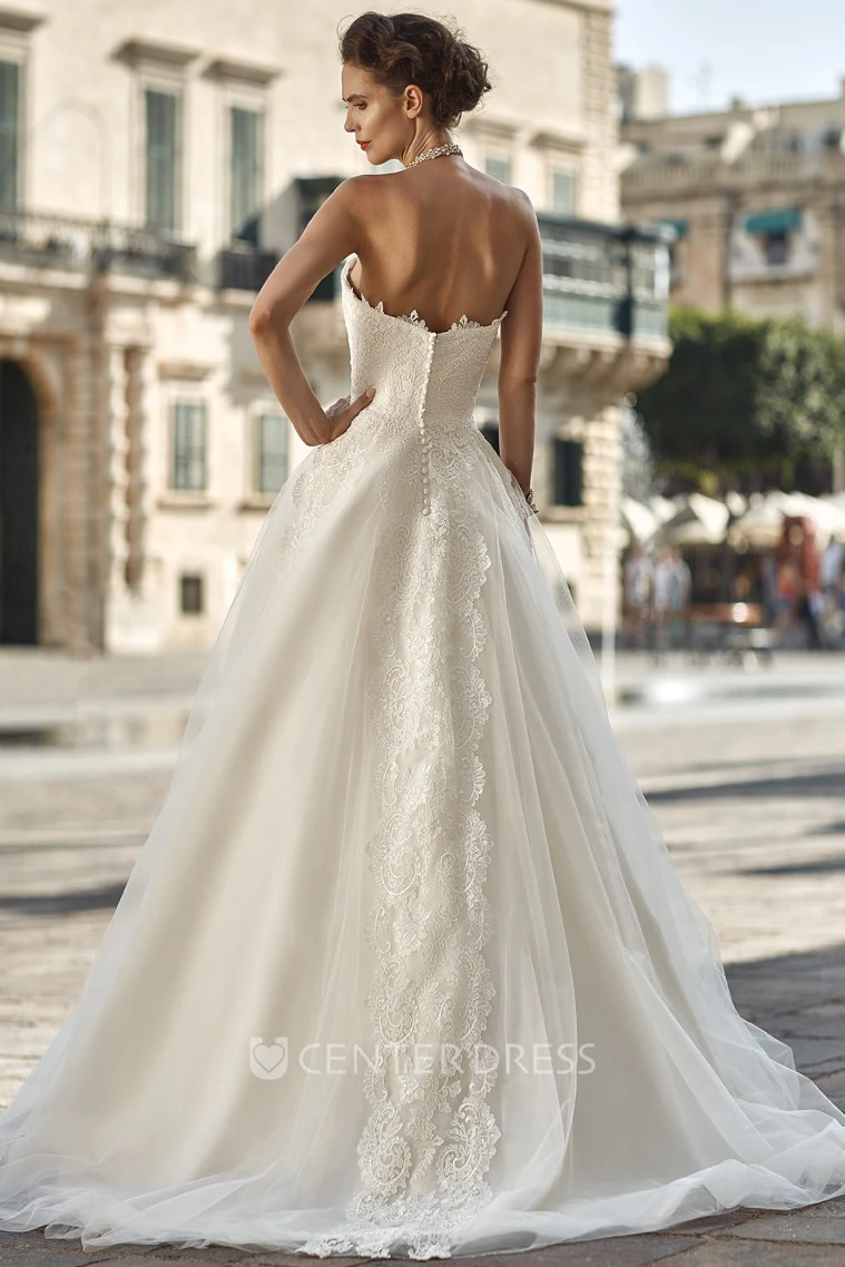 A-Line Sweetheart Appliqued Floor-Length Sleeveless Tulle Wedding Dress