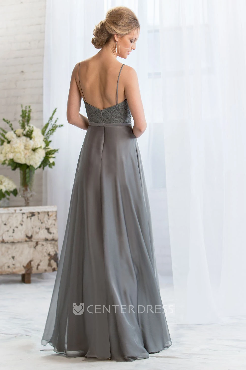 Sleeveless Bateau-Neck A-Line Long Bridesmaid Dress With Lace Bodice