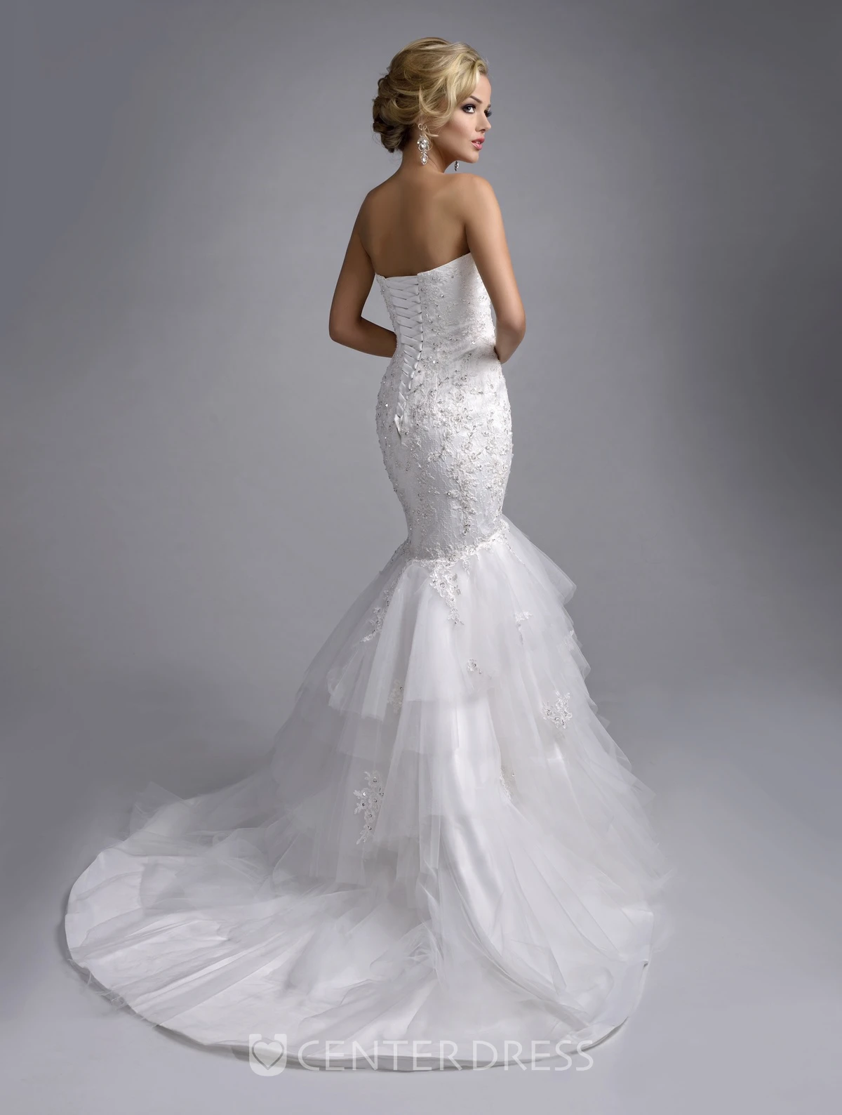 Mermaid Lace And Tulle Sweetheart Wedding Dress With Layered Skirt