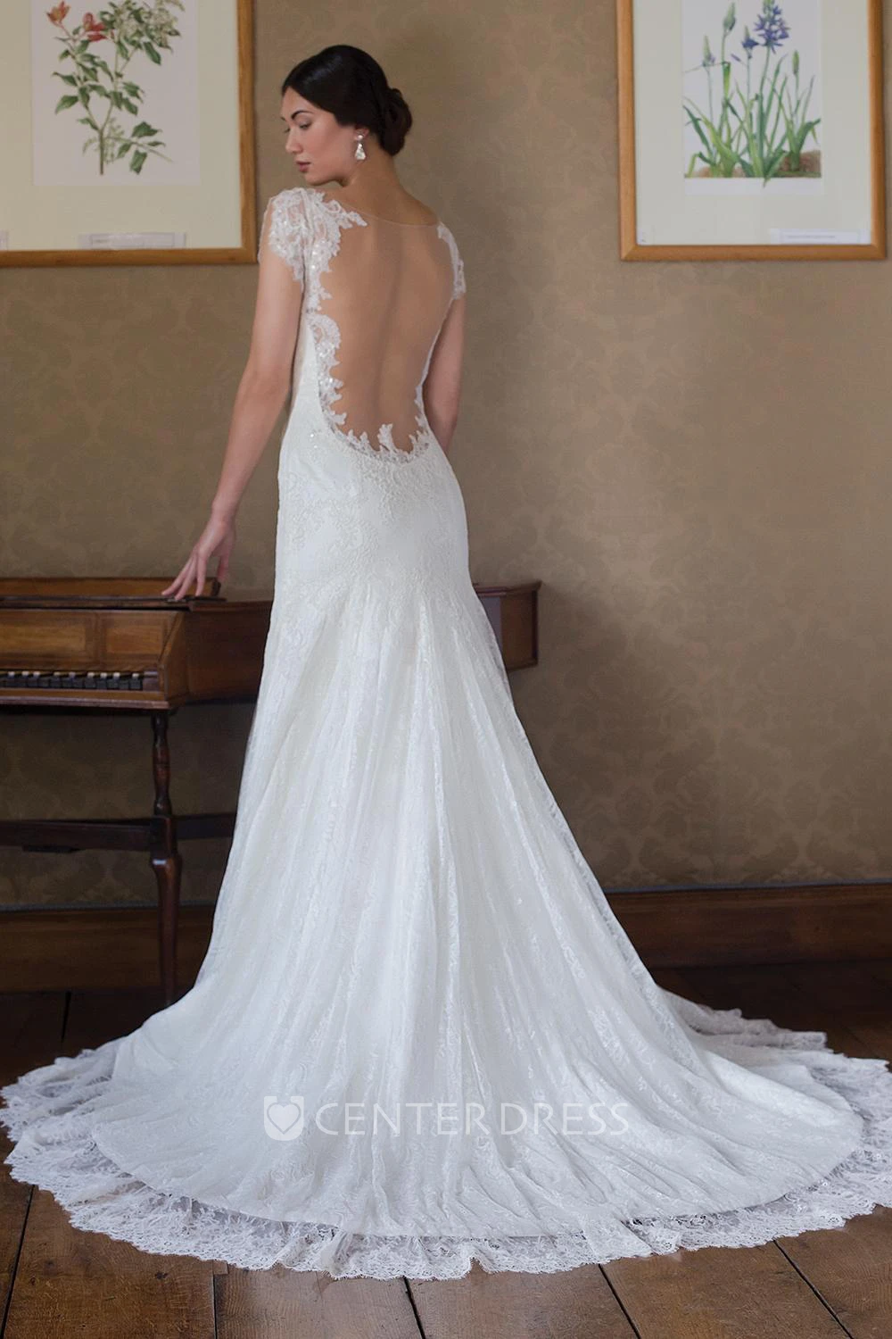 Cap-Sleeve Scoop-Neck Lace Wedding Dress With Illusion