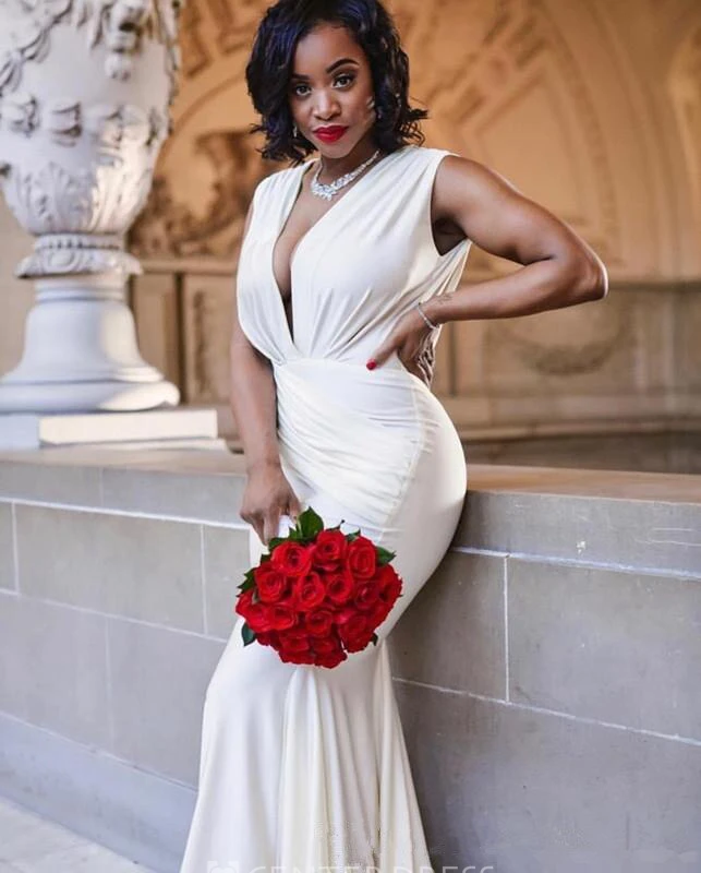Stunning Sexy Plus Size Mermaid Deep-V Back Brush Train Dress with Pleats