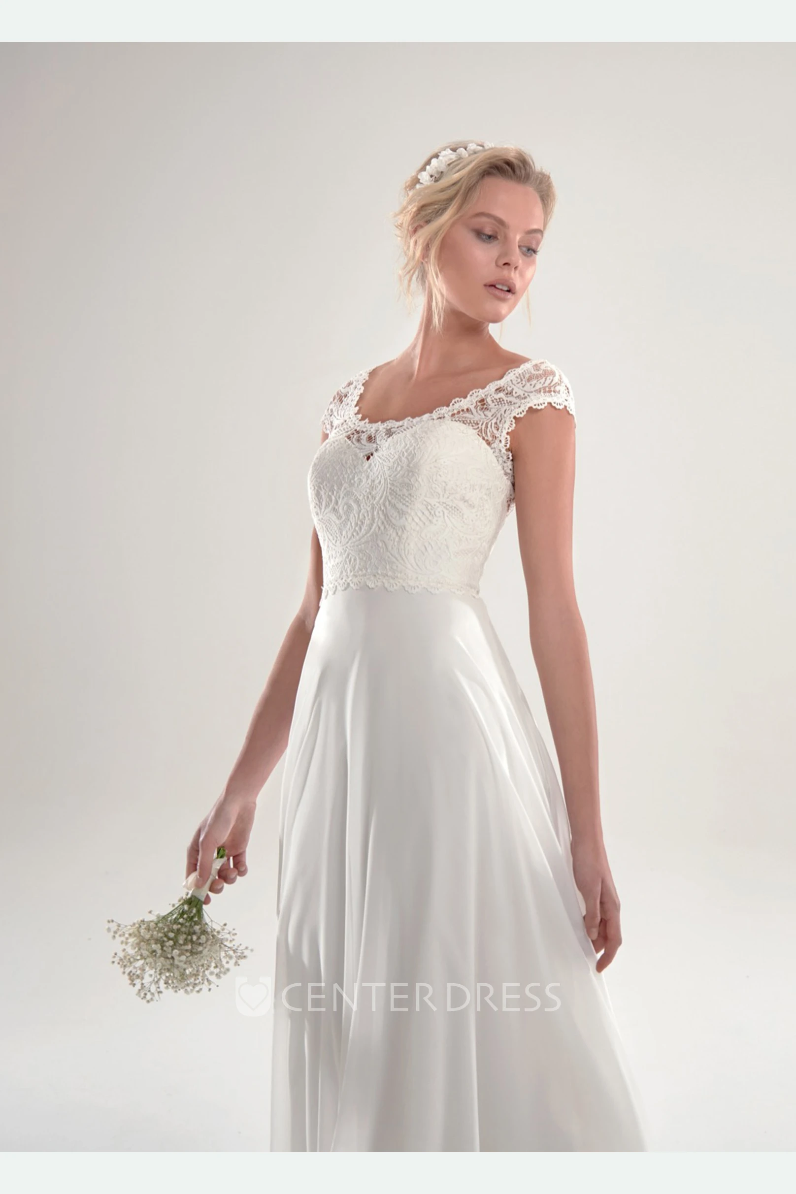 Goregous Chiffon Short Sleeve Chapel Train Wedding Dress
