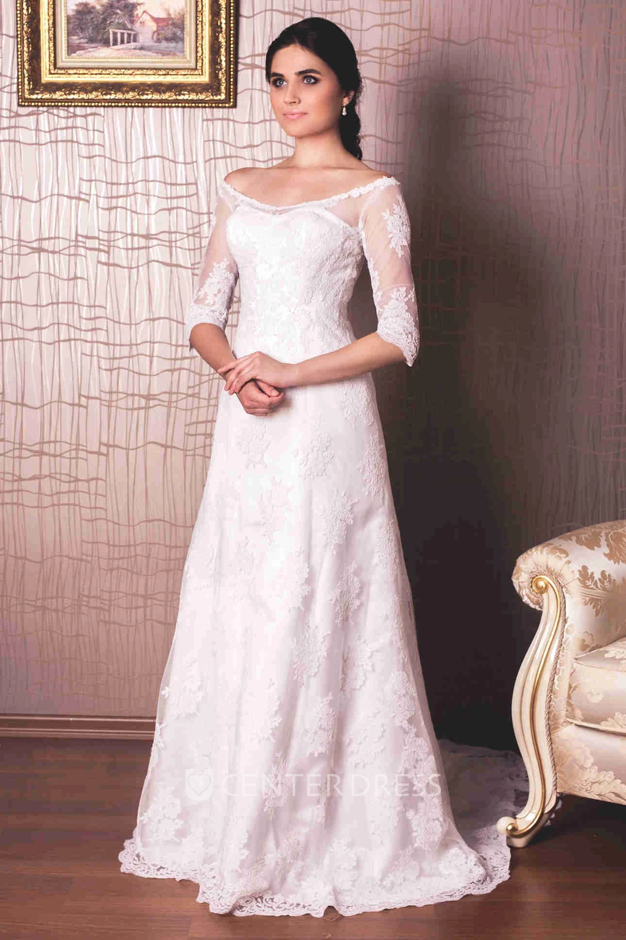 Sheath Half-Sleeve Long Scoop-Neck Lace Wedding Dress With Appliques And Illusion