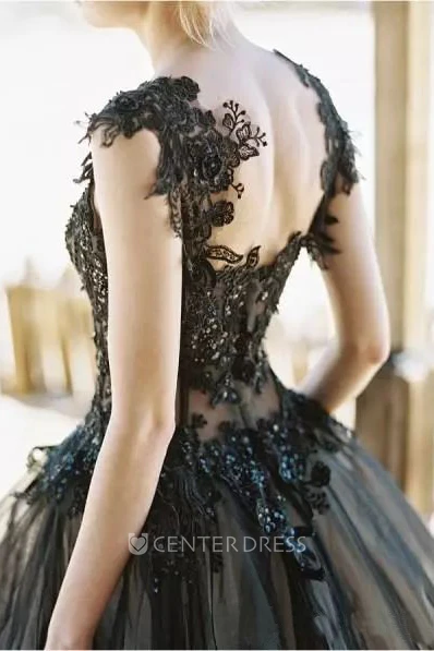 Sleeveless Ball Gown Straps Lace Tulle Floor-length Wedding Dress with Appliques and Beading