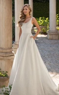 Elegant Floral A-Line Boho Lace Beach Garden Wedding Dress Vintage Princess Square Neck Sleeveless Backless Bridal Gown with Pocket