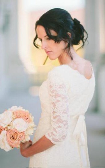 Sheath V-neck Lace Zipper Wedding Gown