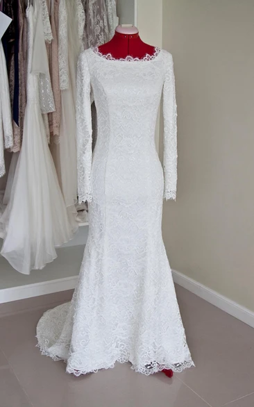 Lace Bateau Neck Long Sleeve Mermaid Wedding Dress With Buttoned Back