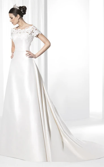 Bateau-Neck Short-Sleeve Satin Wedding Dress With Lace