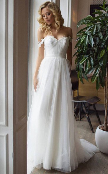 A Line Sleeveless Tulle Bohemian Open Back Wedding Dress with Lace and Ruching