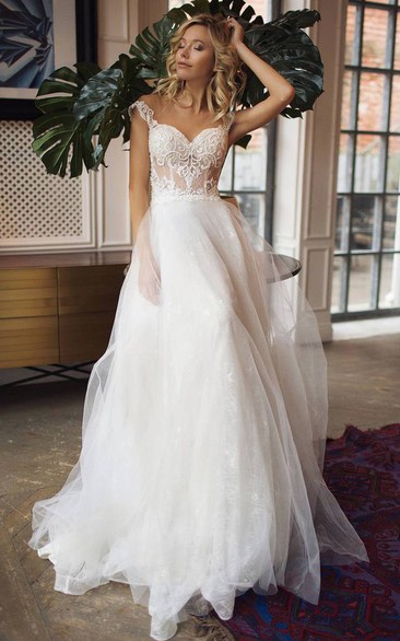 A Line Sleeveless Lace Tulle Casual Button Illusion Wedding Dress with Ruffles
