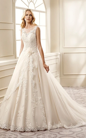 A-Line Scoop-Neck Floor-Length Appliqued Sleeveless Lace Wedding Dress With Flower And Pleats