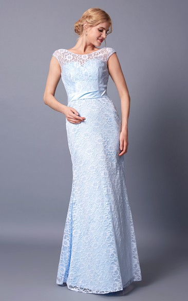 Radiant Cap-sleeved Bateau Neck Lace Gown With Deep V-back