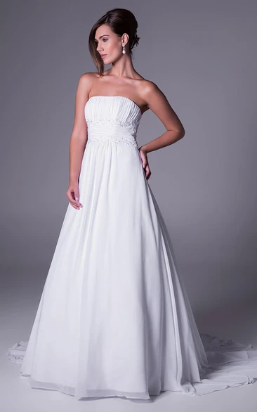 A-Line Strapless Ruched Floor-Length Sleeveless Chiffon Wedding Dress With Appliques