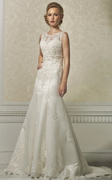 A-Line Appliqued Bateau-Neck Floor-Length Sleeveless Lace Wedding Dress