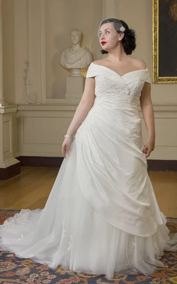 Unique Off-Shoulder Taffeta Wrapped Bridal Gown With Tulle Train