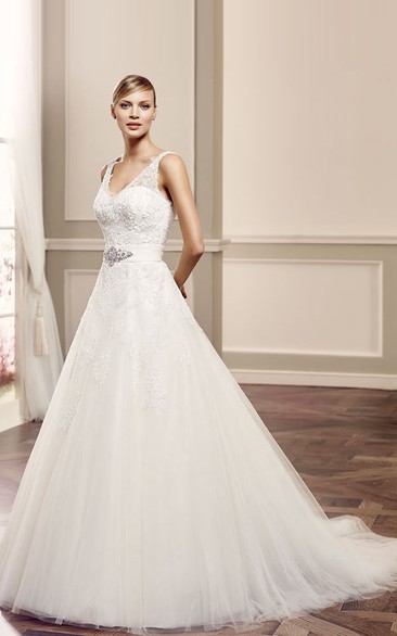 Ball-Gown Sleeveless Appliqued V-Neck Long Tulle Wedding Dress With Illusion Back And Waist Jewellery