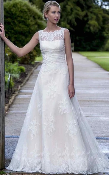 A-Line Sleeveless Bateau-Neck Lace Wedding Dress