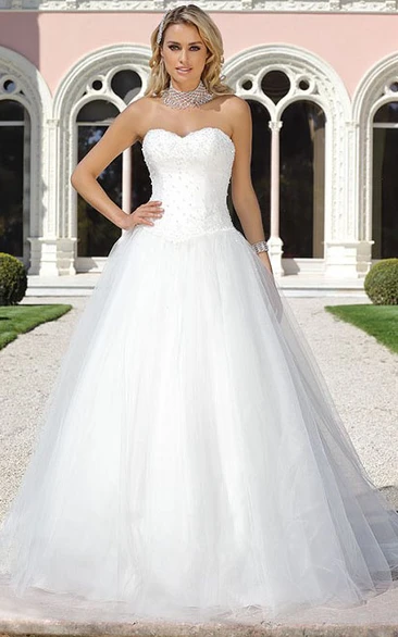 Ball Gown Sweetheart Long Tulle Wedding Dress With Beading
