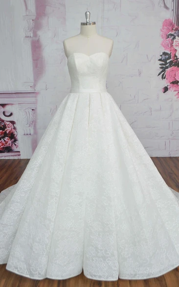 Ballgown Ruched Sweetheart Lace-up Corset Lace Sleeveless Wedding Dress With Sash