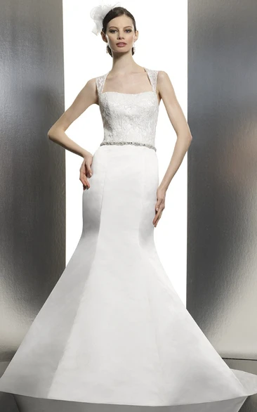 Trumpet Long Sleeveless Appliqued Satin Wedding Dress With Waist Jewellery And Keyhole Back