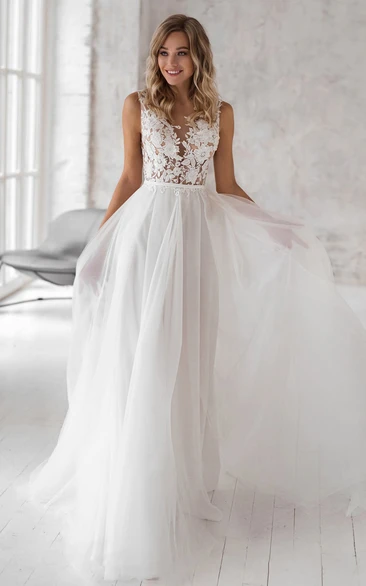 Romantic A Line Lace and Tulle V-neck Sweep Train Wedding Dress with Appliques