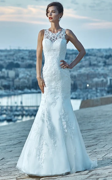 Mermaid Scoop-Neck Floor-Length Appliqued Sleeveless Lace Wedding Dress