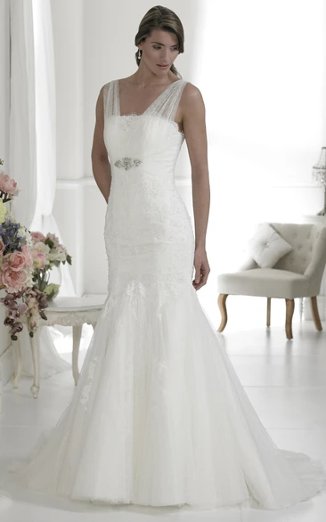 A-Line Appliqued Long V-Neck Sleeveless Lace&Tulle Wedding Dress With Low-V Back And Waist Jewellery