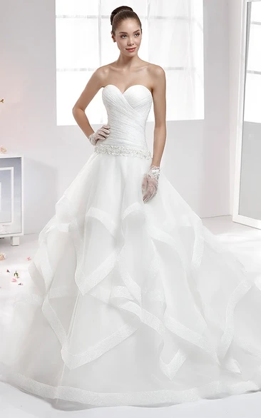 Sweetheart Pleating Wedding Gown with Ruffle Skirt and Brush Train 