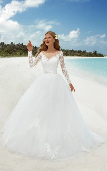 Ball Gown Floor-Length Bateau-Neck T-Shirt-Sleeve Illusion Tulle Dress With Beading And Appliques