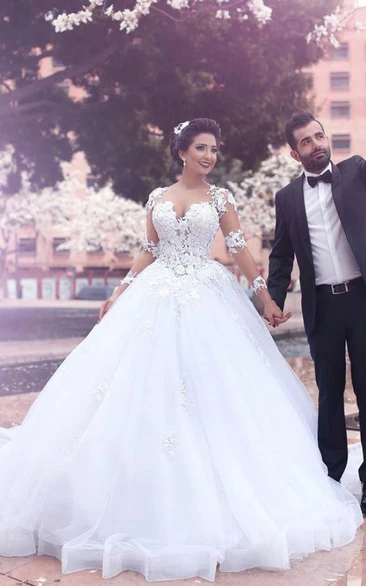 Long Sleeve Ball Gown V-neck Floor-length Court Train Tulle Wedding Dress with Appliques